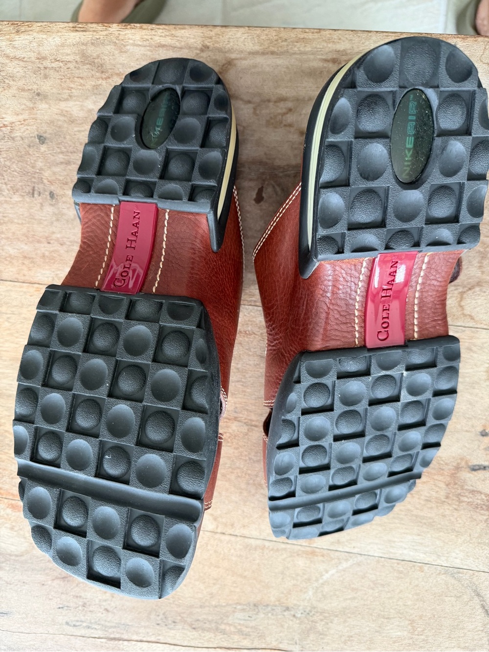 Cole Haan Men’s Brown Leather Buckle Slide Sandals with Brass Accent NEW Sz 10 - Picture 6 of 7